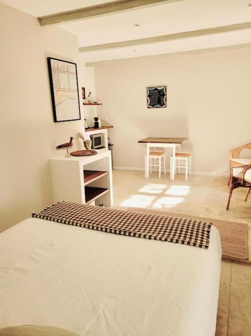 La Maison Blanche Intra-Muros Free Parking Aigues-Mortes Exterior foto