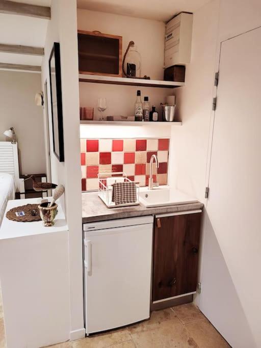 La Maison Blanche Intra-Muros Free Parking Aigues-Mortes Exterior foto