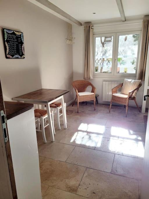 La Maison Blanche Intra-Muros Free Parking Aigues-Mortes Exterior foto